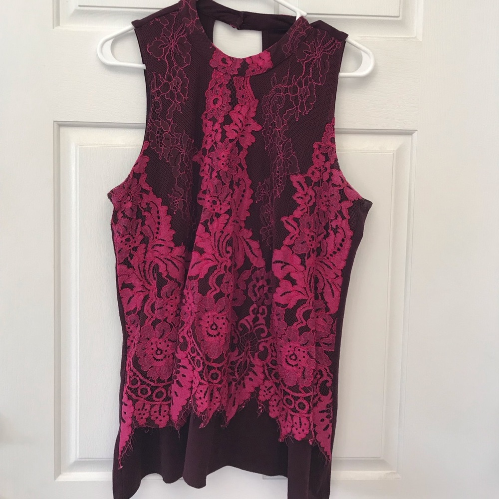 Sleeveless dress shirt